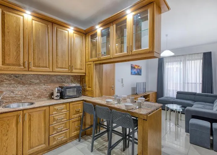 Апартаменты St Pauls Bright With Balcony Сент-Полс-Бей